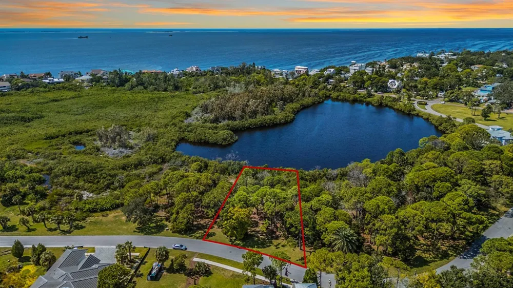 SEAVIEW DRIVE Crystal Beach, FL 34681