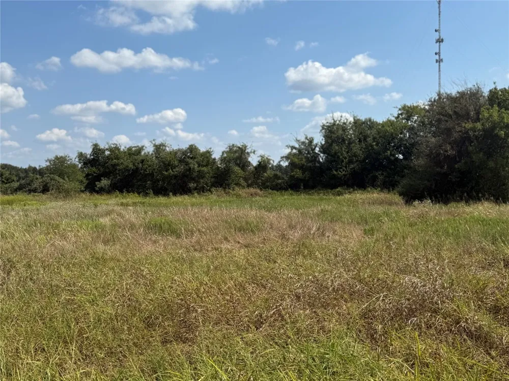 1122 Edwards Way Lexington, TX 78947