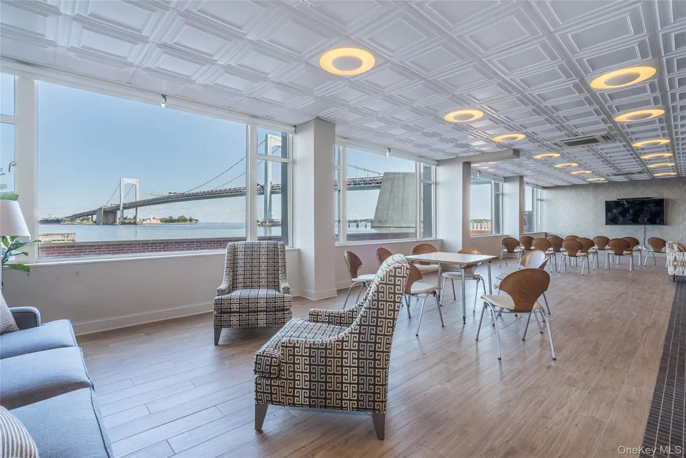 166-25 Powells Cove Boulevard #9E Beechhurst, NY 11357