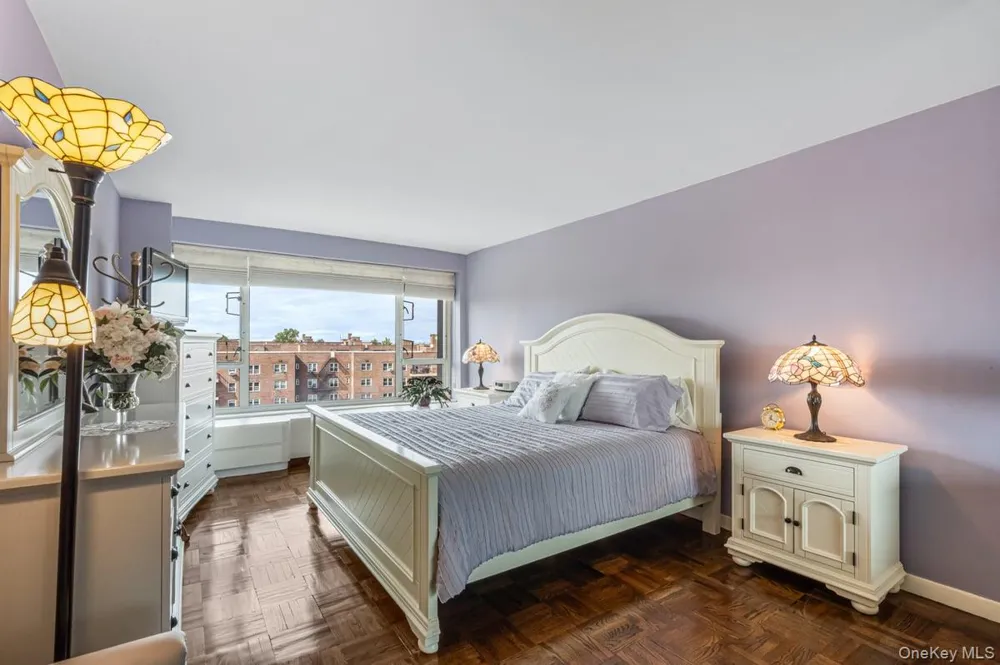 166-25 Powells Cove Boulevard #9E Beechhurst, NY 11357