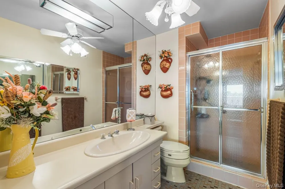 166-25 Powells Cove Boulevard #9E Beechhurst, NY 11357