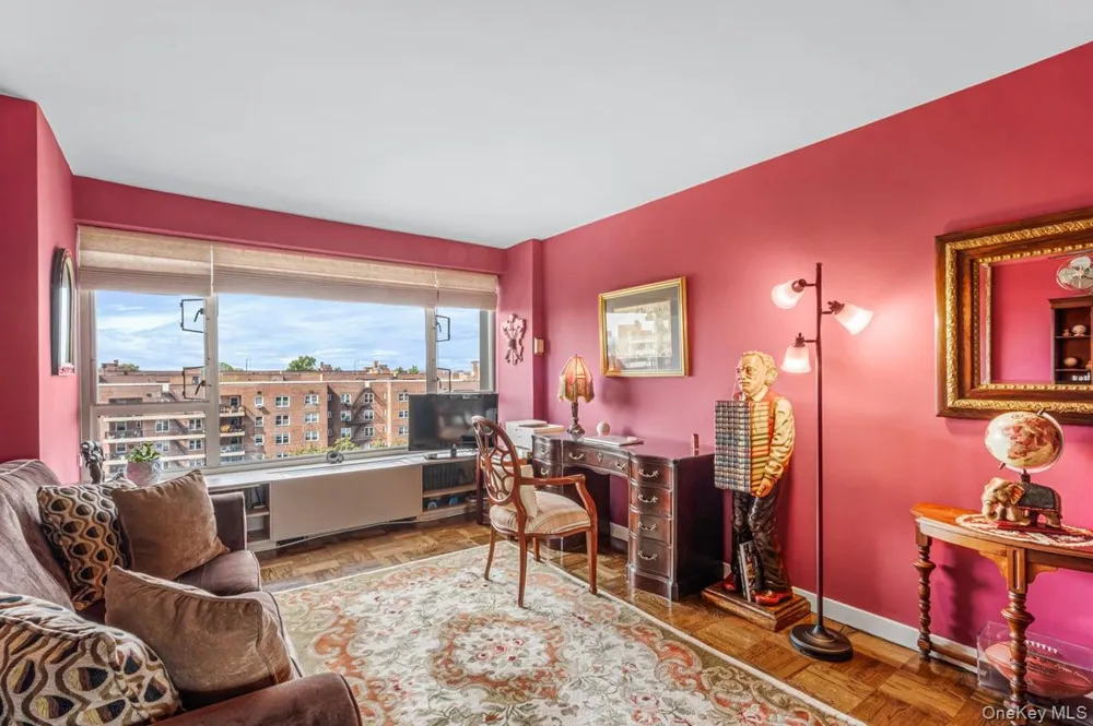 166-25 Powells Cove Boulevard #9E Beechhurst, NY 11357
