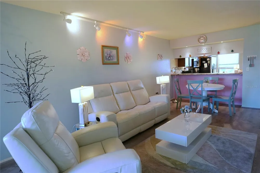 1999 KINGS HIGHWAY #16B Punta Gorda, FL 33980