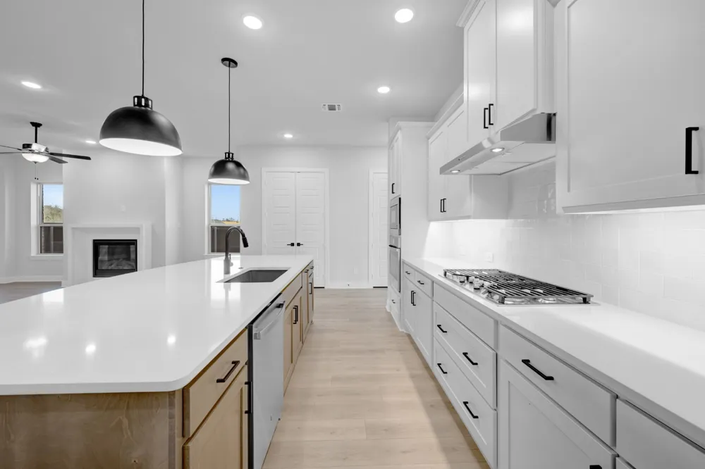2085 Pine Grove Lane Arlington, TX 76005