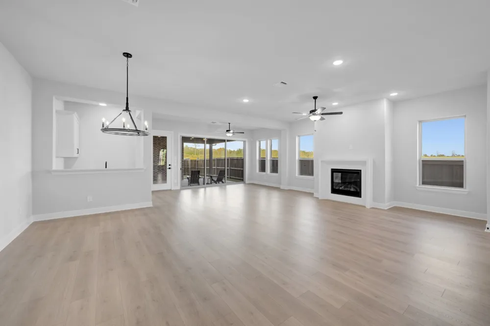 2085 Pine Grove Lane Arlington, TX 76005