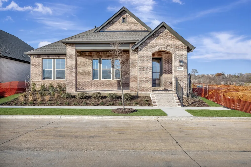 2085 Pine Grove Lane Arlington, TX 76005