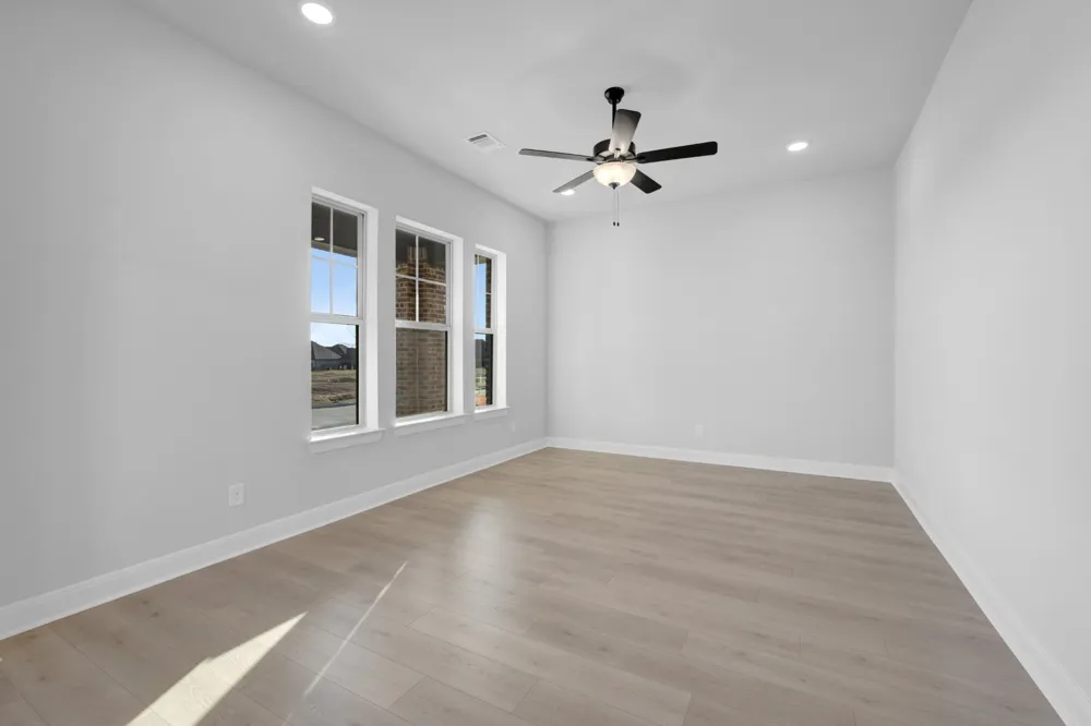 2085 Pine Grove Lane Arlington, TX 76005