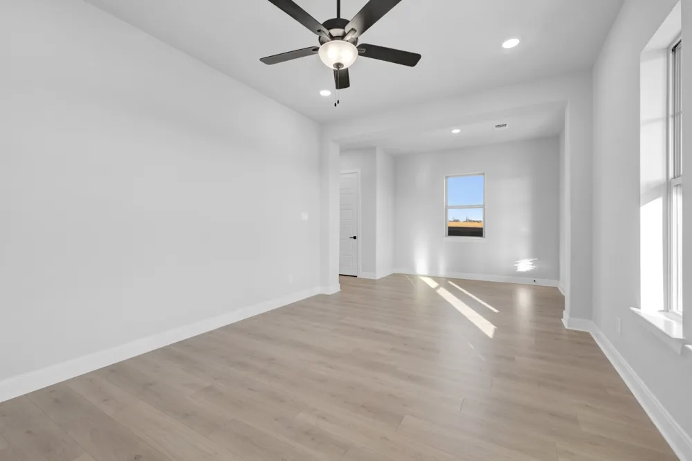 2085 Pine Grove Lane Arlington, TX 76005