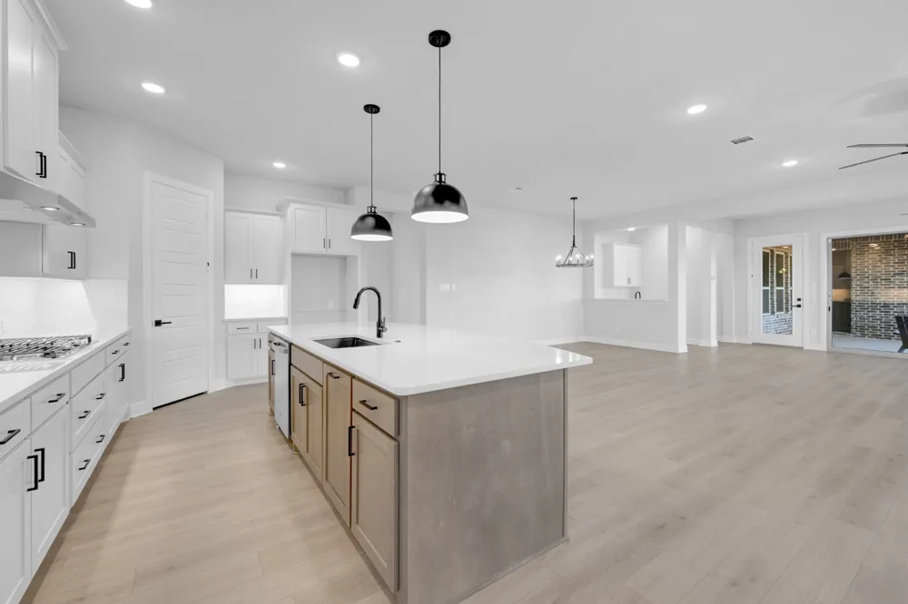 2085 Pine Grove Lane Arlington, TX 76005