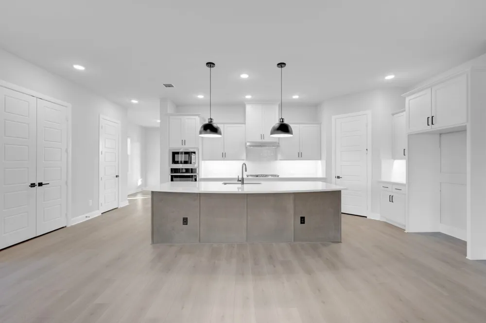 2085 Pine Grove Lane Arlington, TX 76005