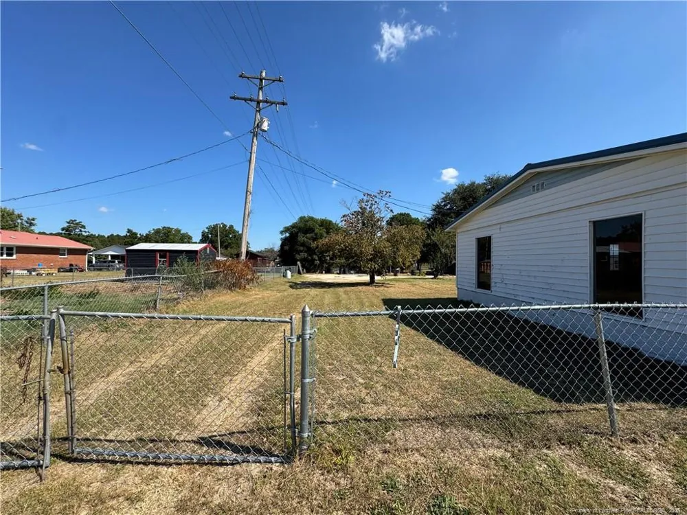 151 Ratley Street Raeford, NC 28376