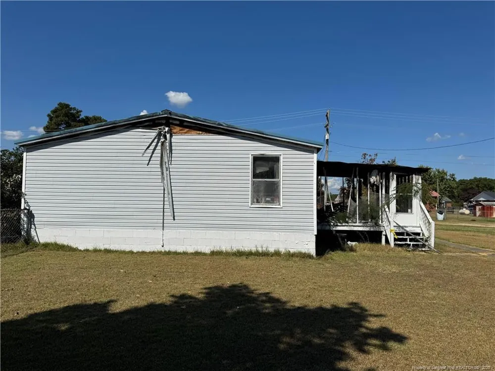 151 Ratley Street Raeford, NC 28376