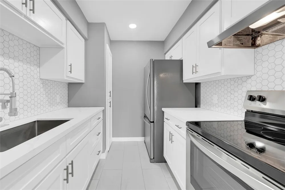 3919 Fairmont Parkway #236 Pasadena, TX 77504