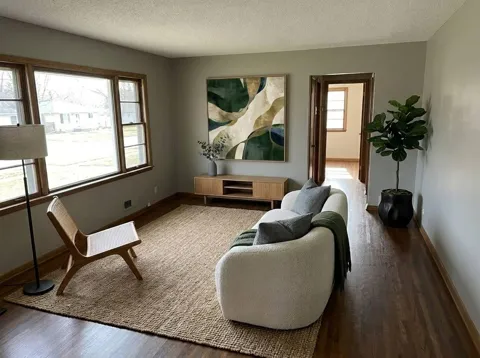 5107 Winchester Lane