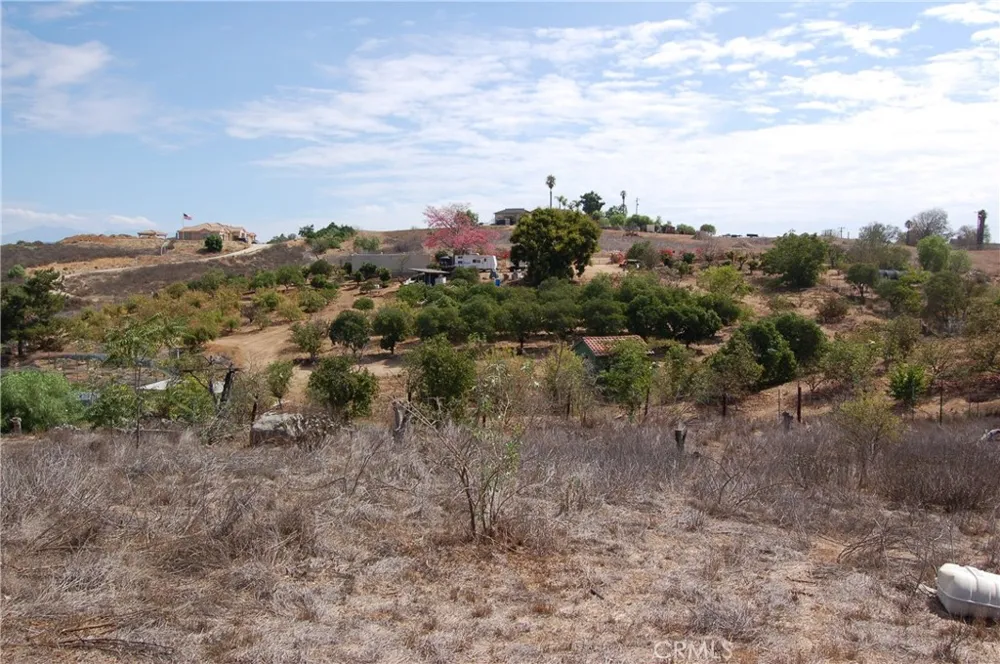14350 BLACKBURN ROAD Lake Mathews, CA 92503