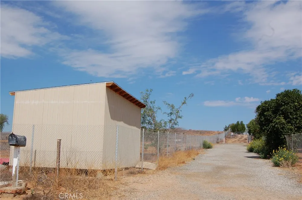 14350 BLACKBURN ROAD Lake Mathews, CA 92503