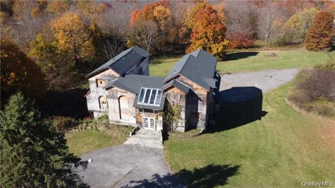 1 Peters Place