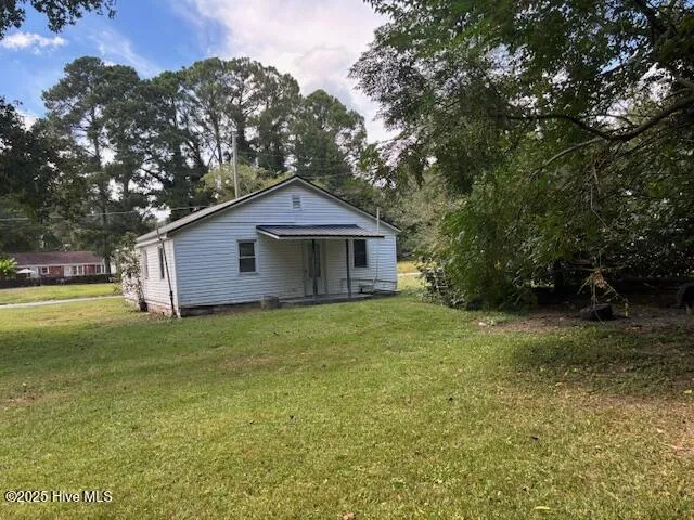 3645 Williams Street Farmville, NC 27828