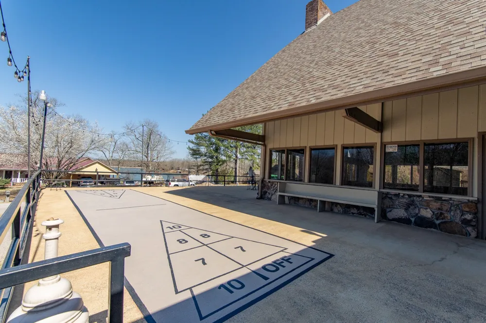 1285 Golf Dr Saulsbury, TN 38067