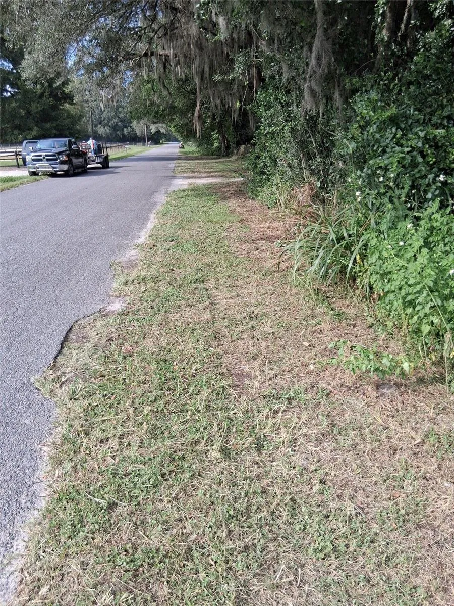 18255 NW 60TH AVENUE Reddick, FL 32686