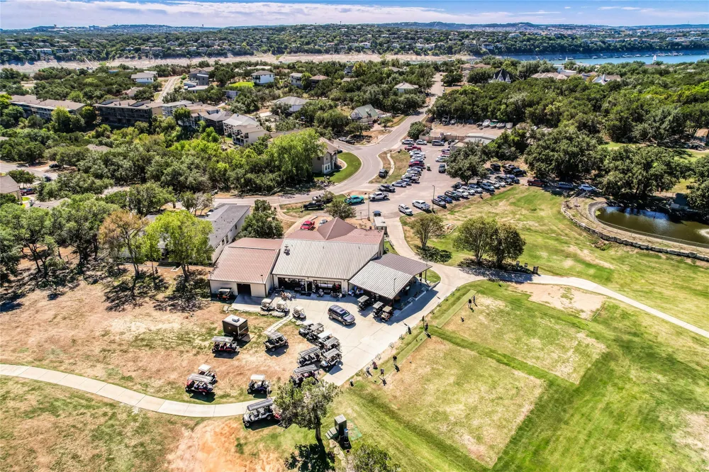 18620 Champions Circle Point Venture, TX 78645