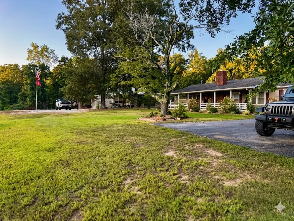 1870 N Market St Paris, TN 38242