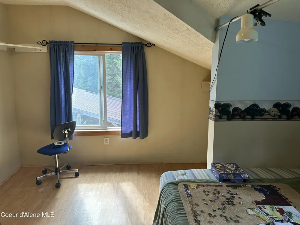 104 Cat Rd Priest River, ID 83856