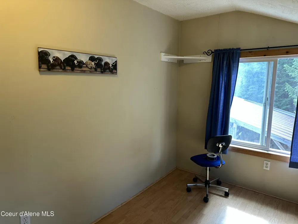 104 Cat Rd Priest River, ID 83856