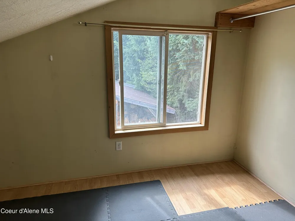 104 Cat Rd Priest River, ID 83856