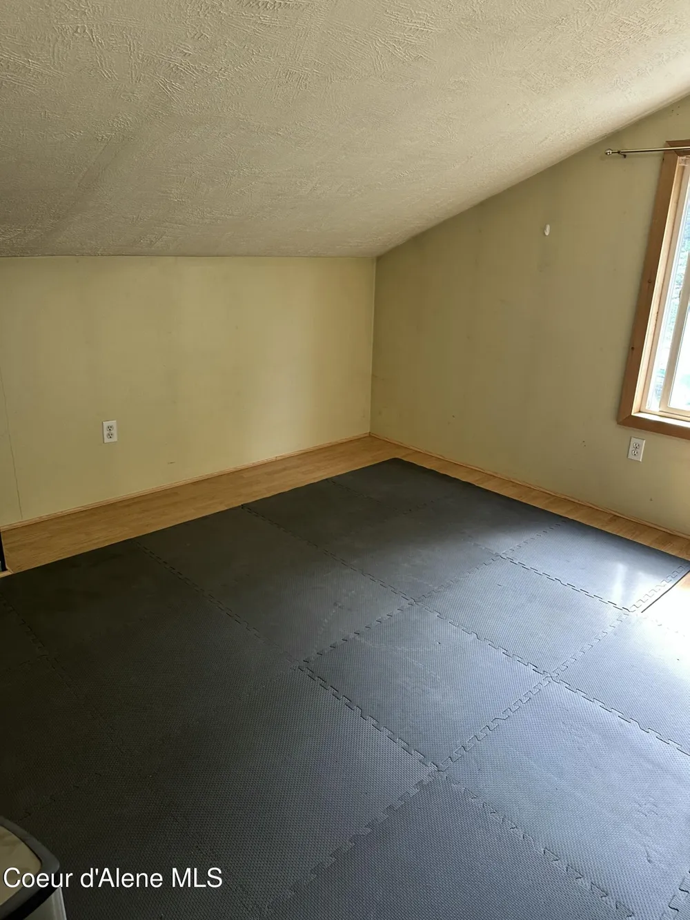 104 Cat Rd Priest River, ID 83856