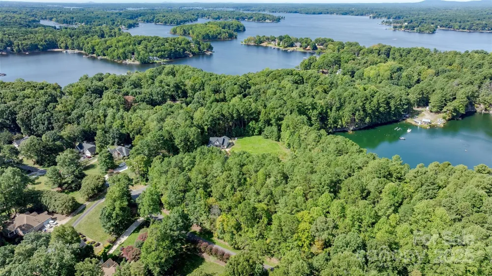 122 Ridge Top Road #4 Mooresville, NC 28117