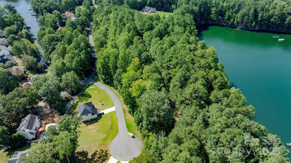105 Quiet Trail #7 Mooresville, NC 28117