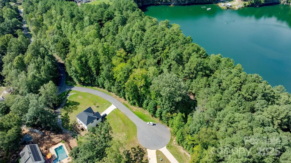 105 Quiet Trail #7 Mooresville, NC 28117