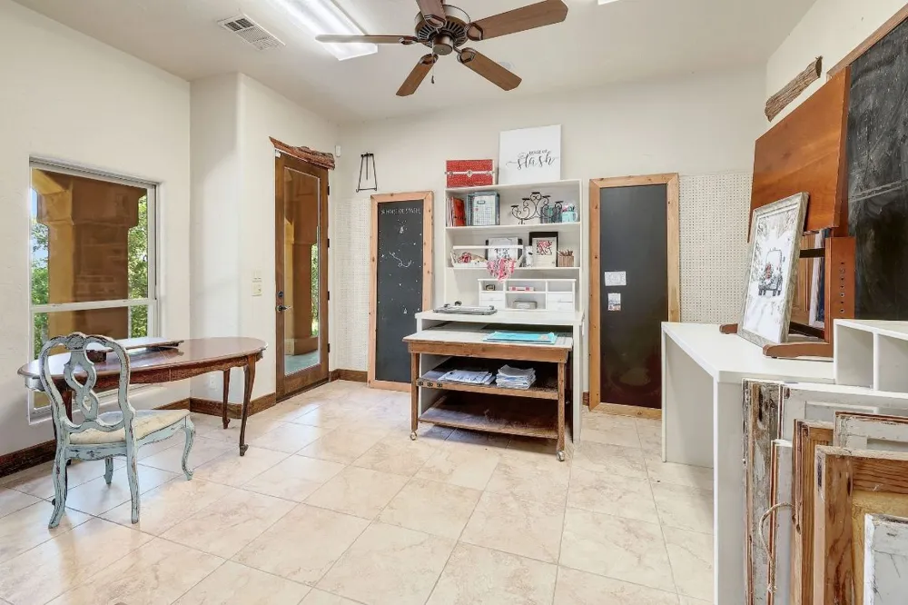 1120 Redbird Road Georgetown, TX 78626
