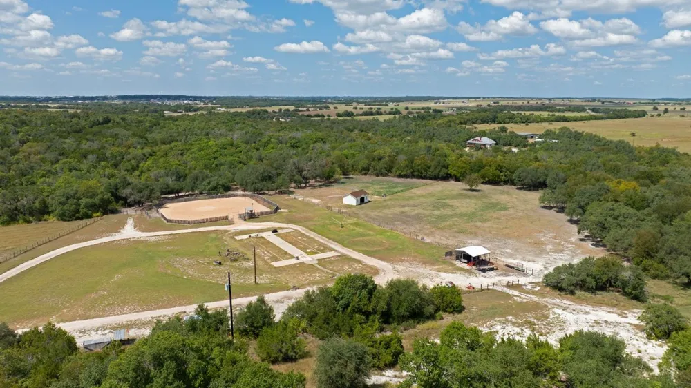1120 Redbird Road Georgetown, TX 78626