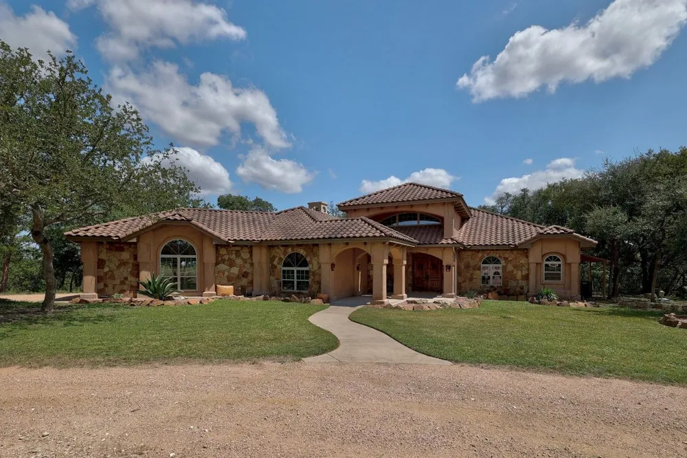 1120 Redbird Road Georgetown, TX 78626