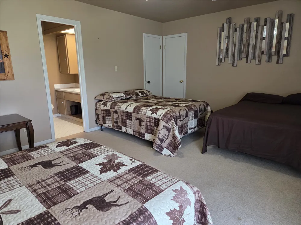 6977 E FM 171 Byers, TX 76357