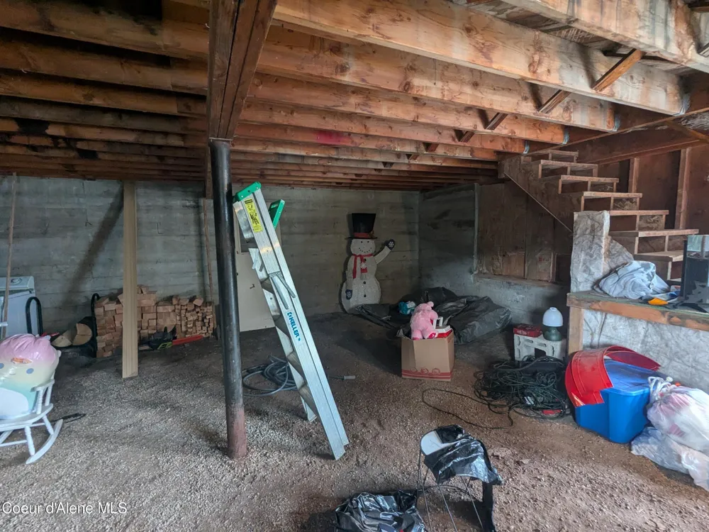 721 Hunter Street Mullan, ID 83846