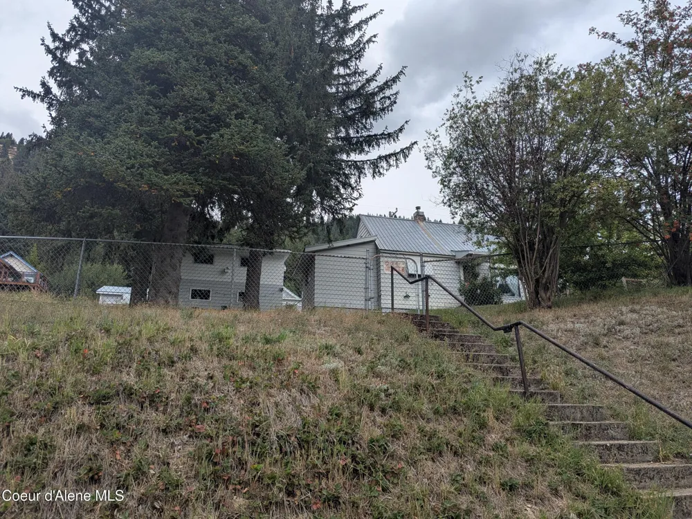 721 Hunter Street Mullan, ID 83846