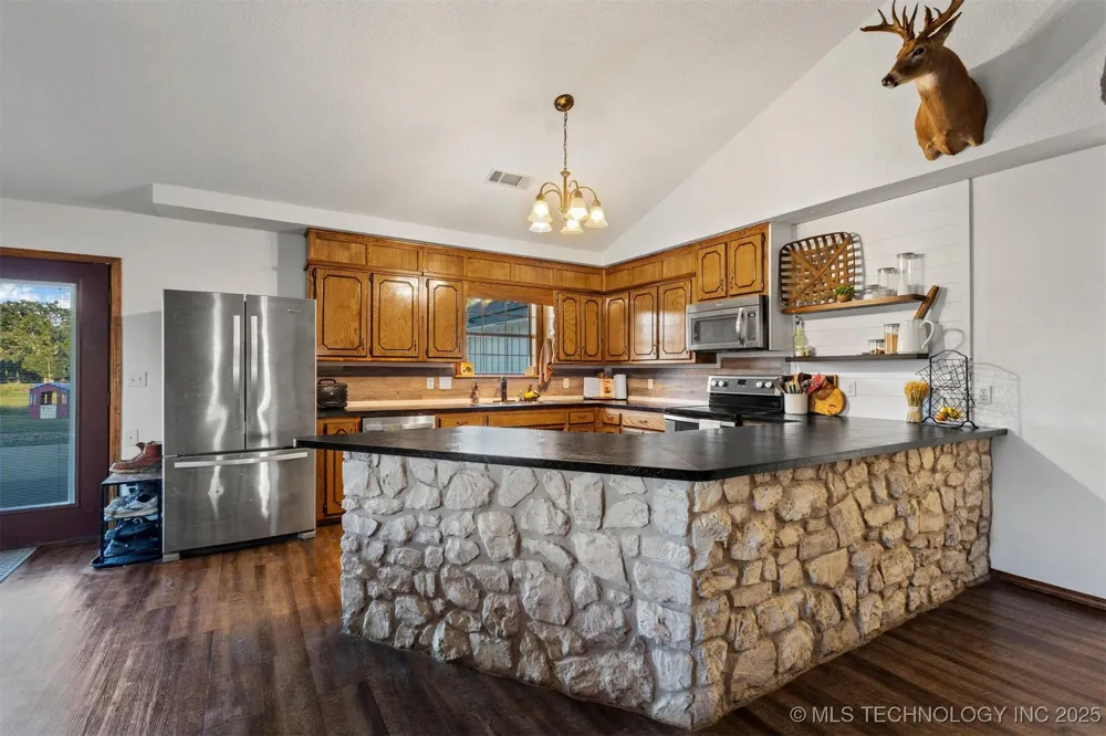 17428 Cumberland Road Madill, OK 73446