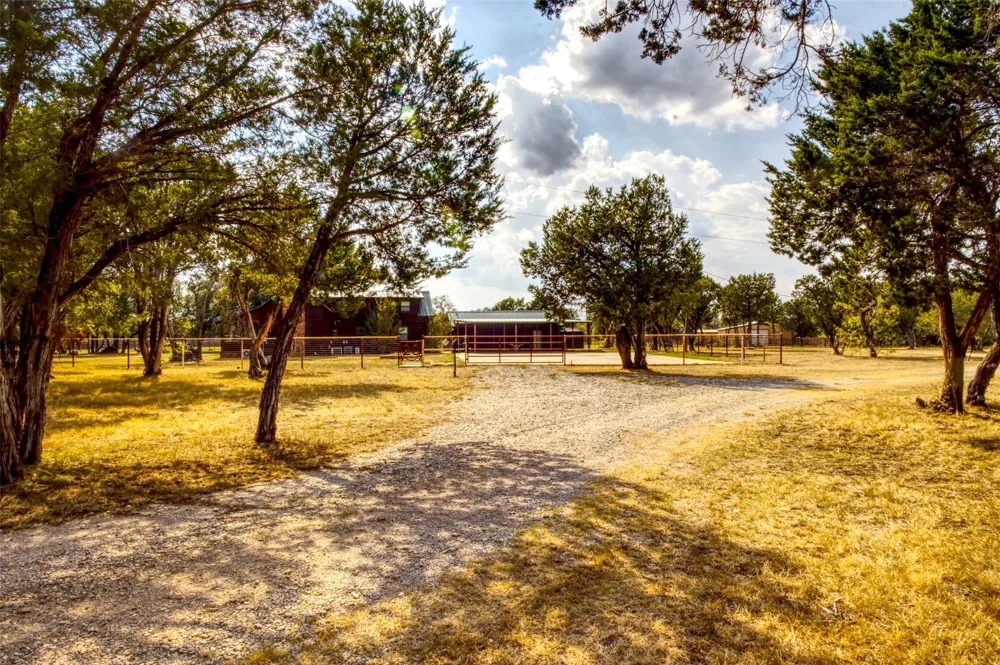 2525 Dodson Prairie Road Gordon, TX 76453