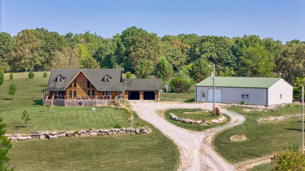 2644 Franklin Rd Russellville, KY 42276