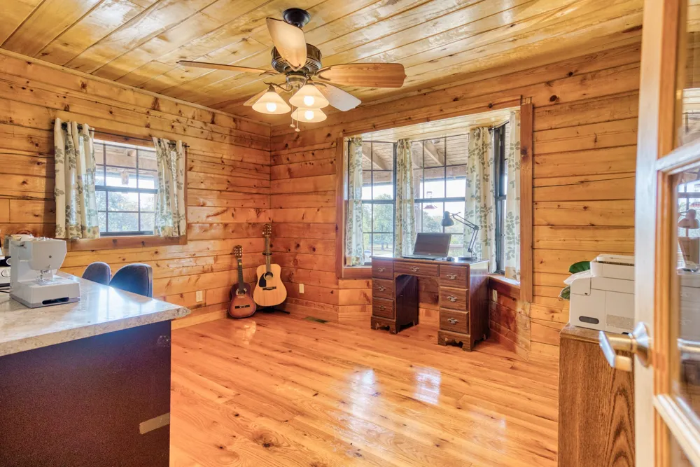2644 Franklin Rd Russellville, KY 42276