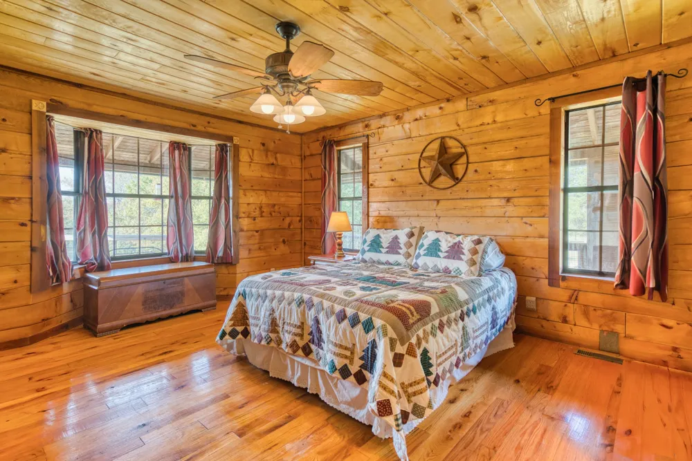 2644 Franklin Rd Russellville, KY 42276