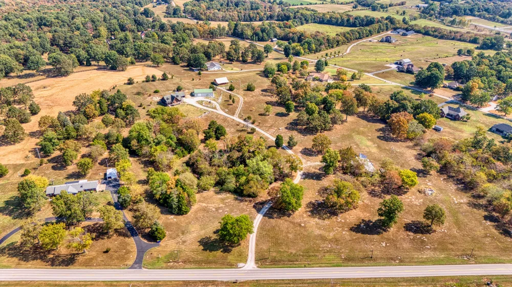 2644 Franklin Rd Russellville, KY 42276