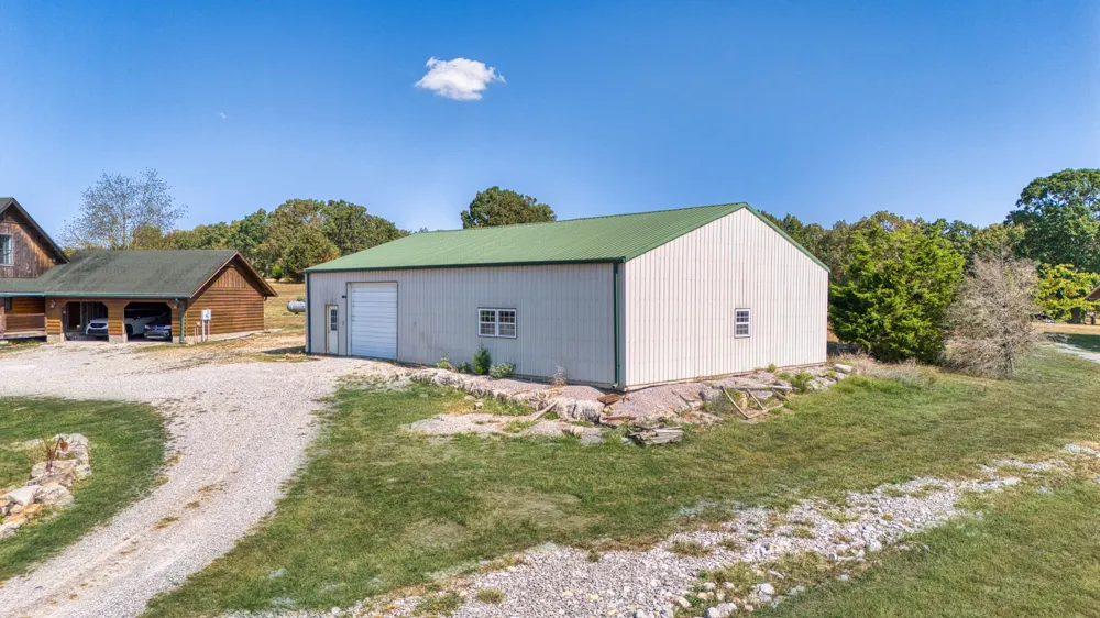 2644 Franklin Rd Russellville, KY 42276