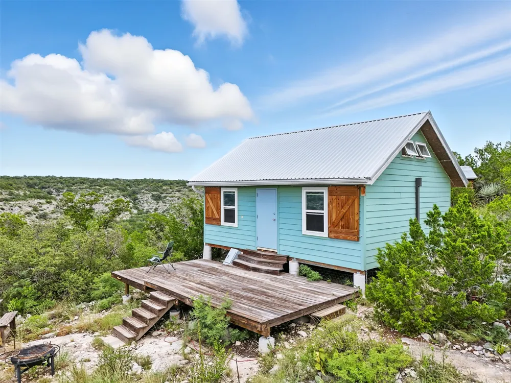 1922 SD 65071 Rocksprings, TX 78880