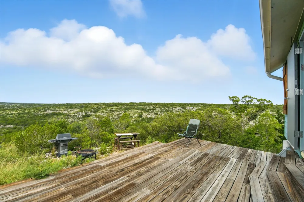1922 SD 65071 Rocksprings, TX 78880