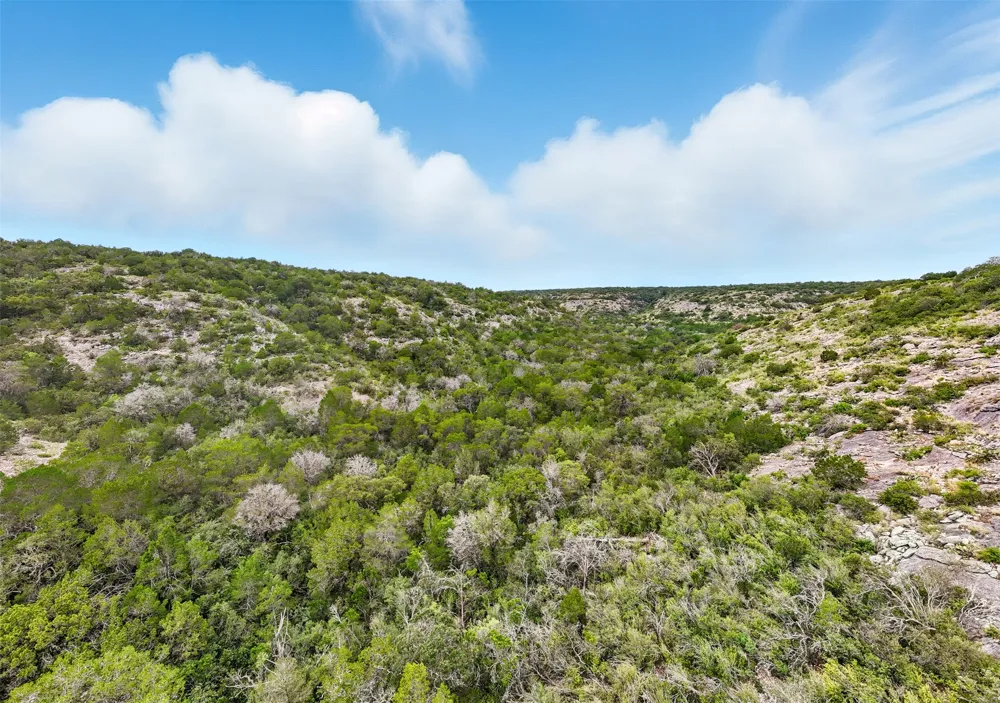 1922 SD 65071 Rocksprings, TX 78880