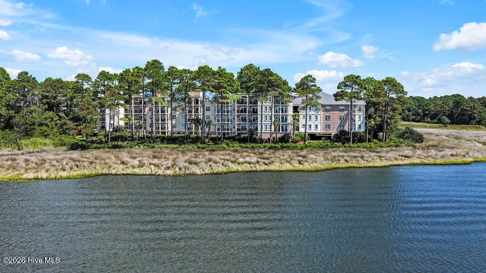 2100 Marsh Grove Lane #Unit 2304 Southport, NC 28461